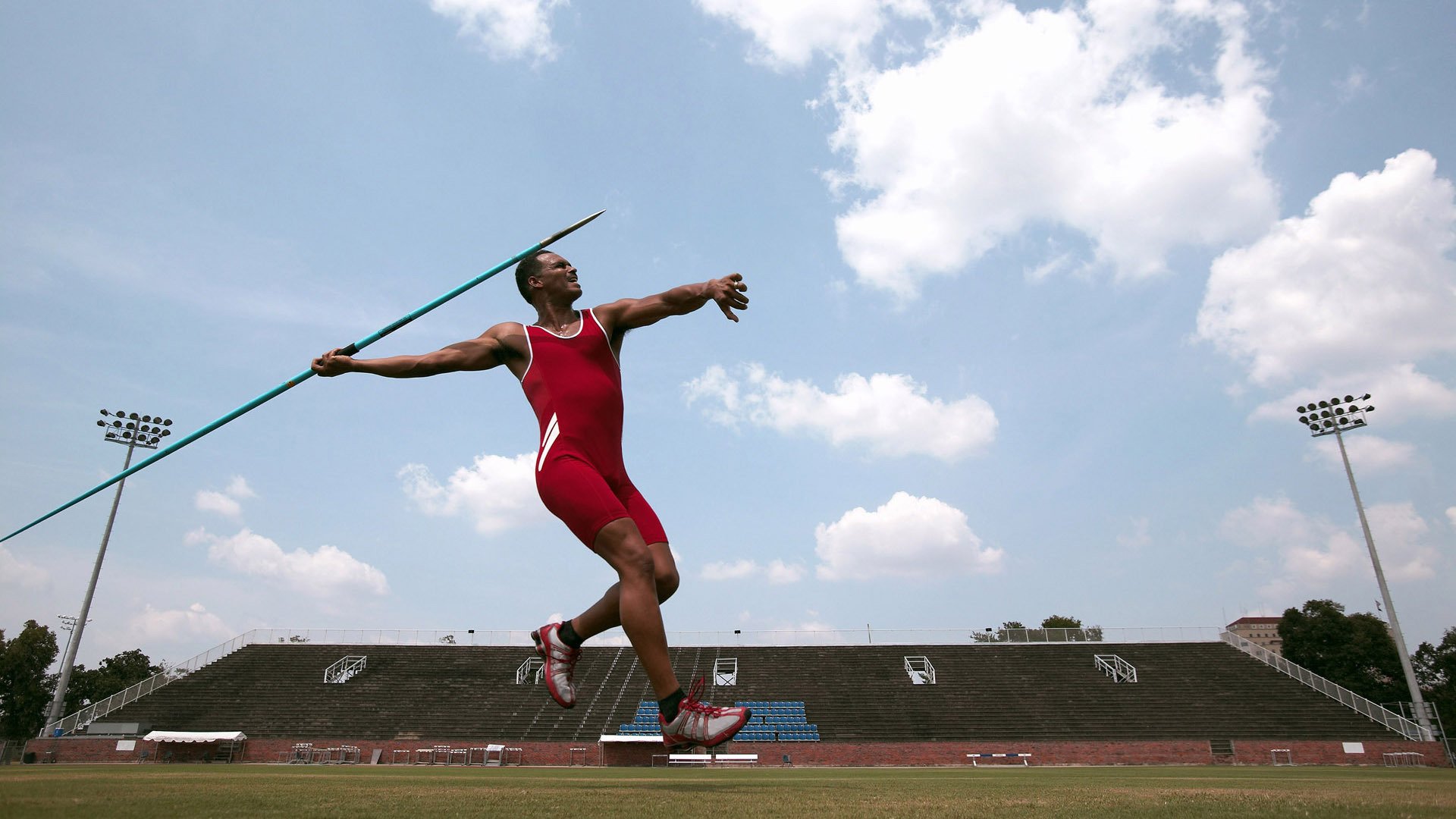 巴雷拉全程高能输出破封锁,皇马式防守冻结牙买加闪电